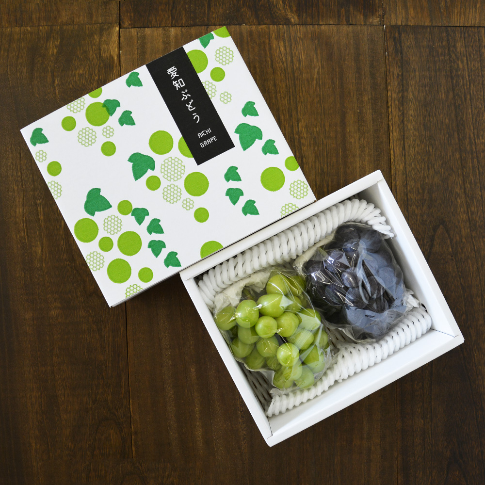 ぶどう用箱　愛知県　栞　白2房